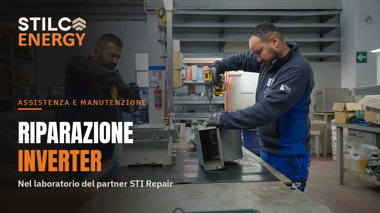 Video: tecnici STI Repair riparano un inverter fotovoltaico in laboratorio